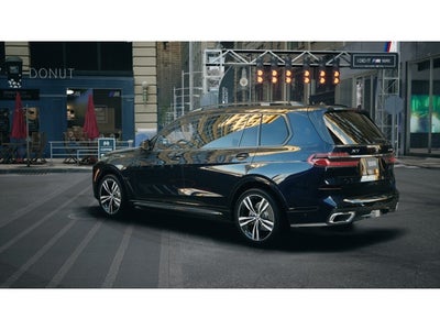 2026 BMW X7 Base