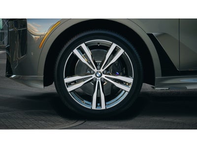 2026 BMW X7 Base