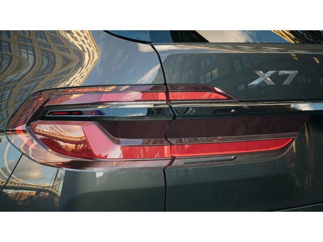 2026 BMW X7 Base