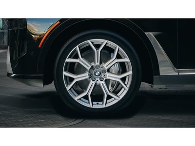 2026 BMW X7 Base