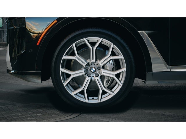 2026 BMW X7 Base