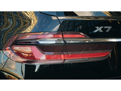 2026 BMW X7 Base