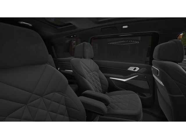 2026 BMW X7 Base