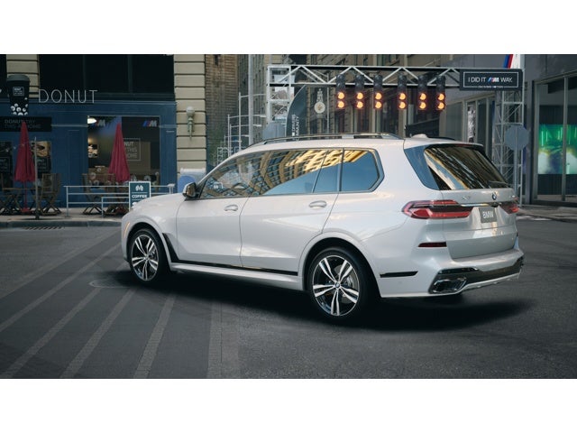 2026 BMW X7 Base