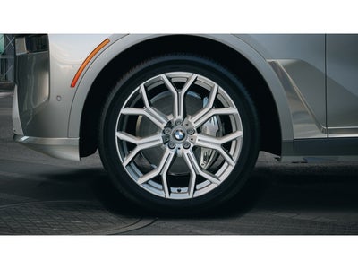 2026 BMW X7 Base