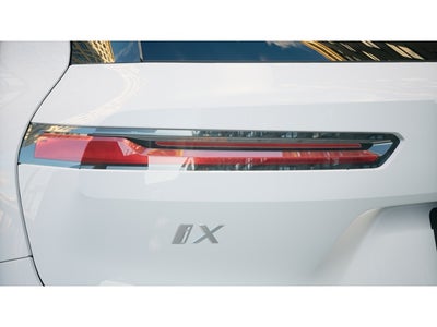 2026 BMW iX Base