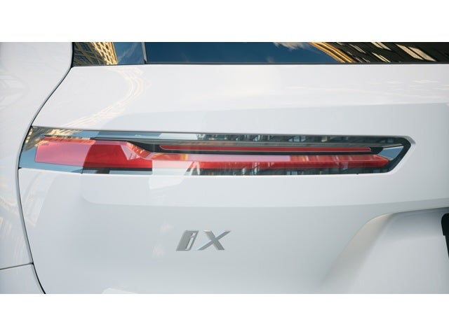 2026 BMW iX Base
