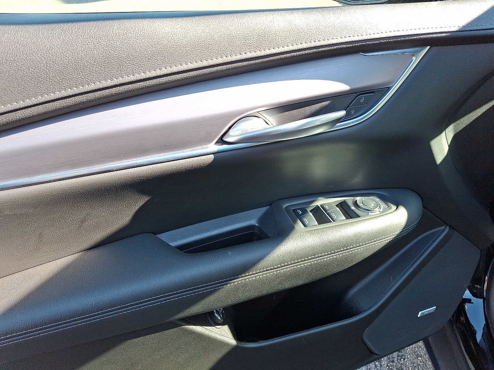 2025 Cadillac XT5 AWD 4dr Luxury