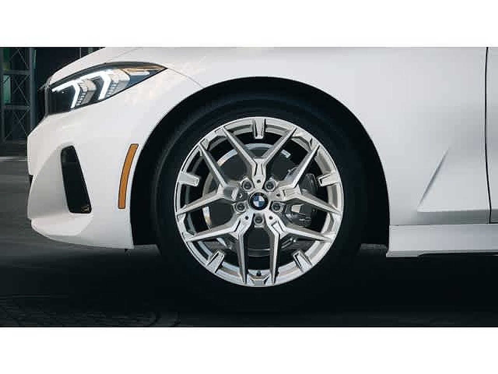 2025 BMW 3 Series 330i xDrive Sedan