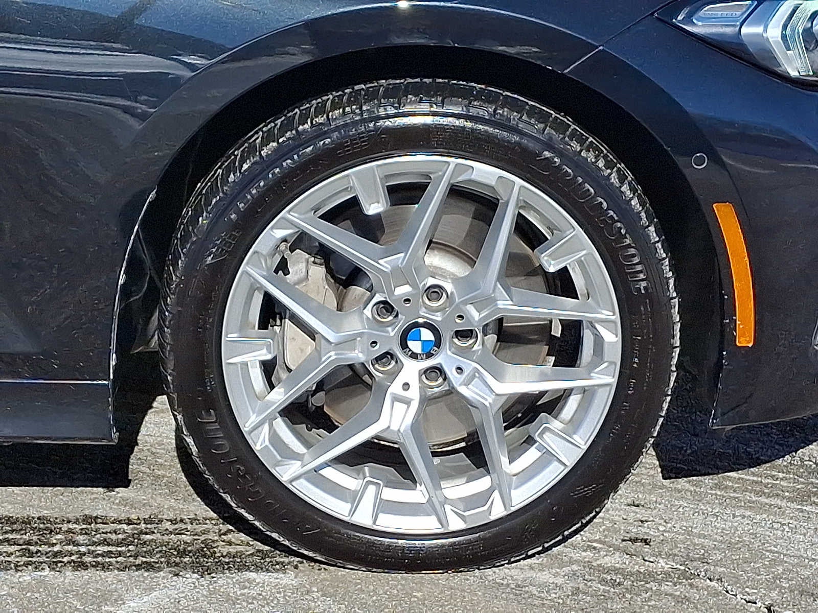 2025 BMW 3 Series 330i xDrive Sedan