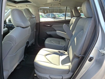 2023 Toyota Highlander XLE AWD