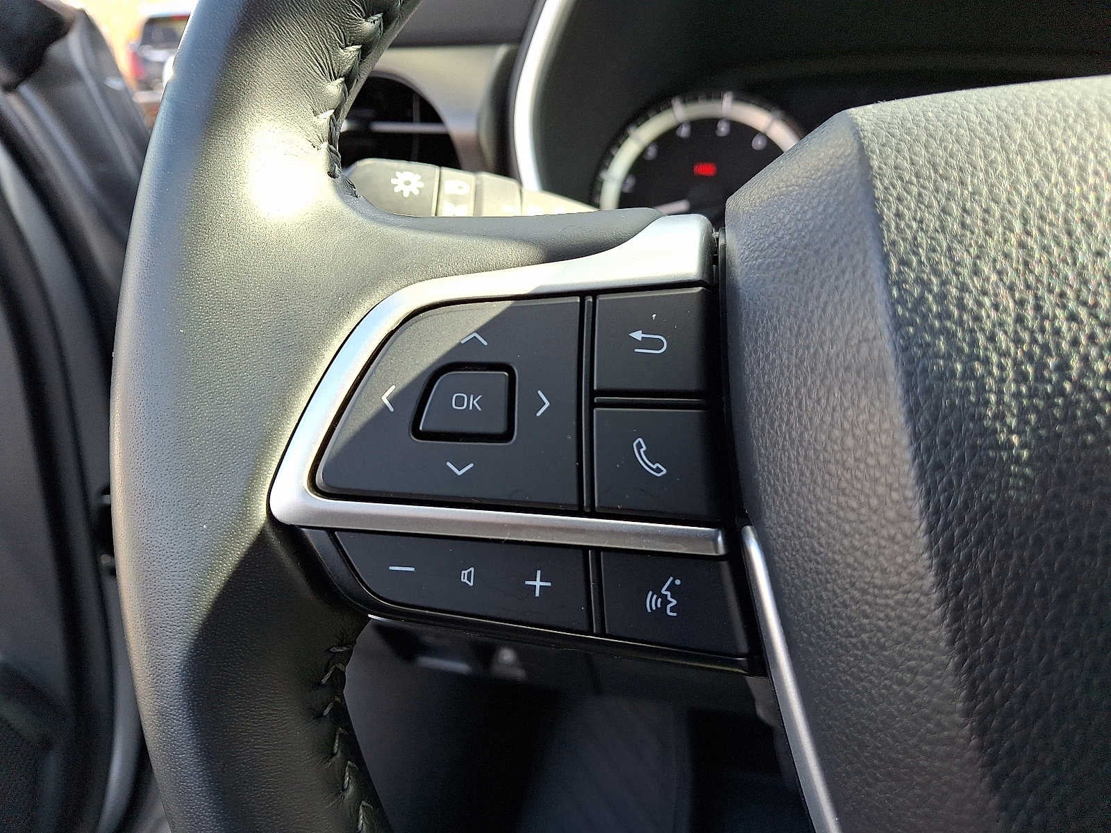 2023 Toyota Highlander XLE AWD