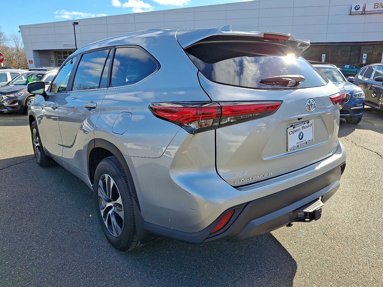 2023 Toyota Highlander XLE AWD