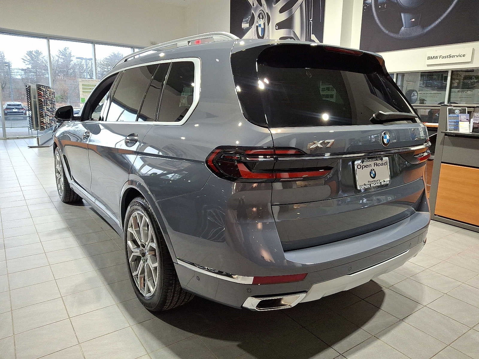 2026 BMW X7 xDrive40i Sports Activity Vehicle