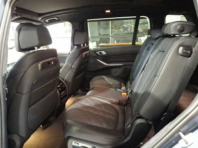 2026 BMW X7 xDrive40i Sports Activity Vehicle