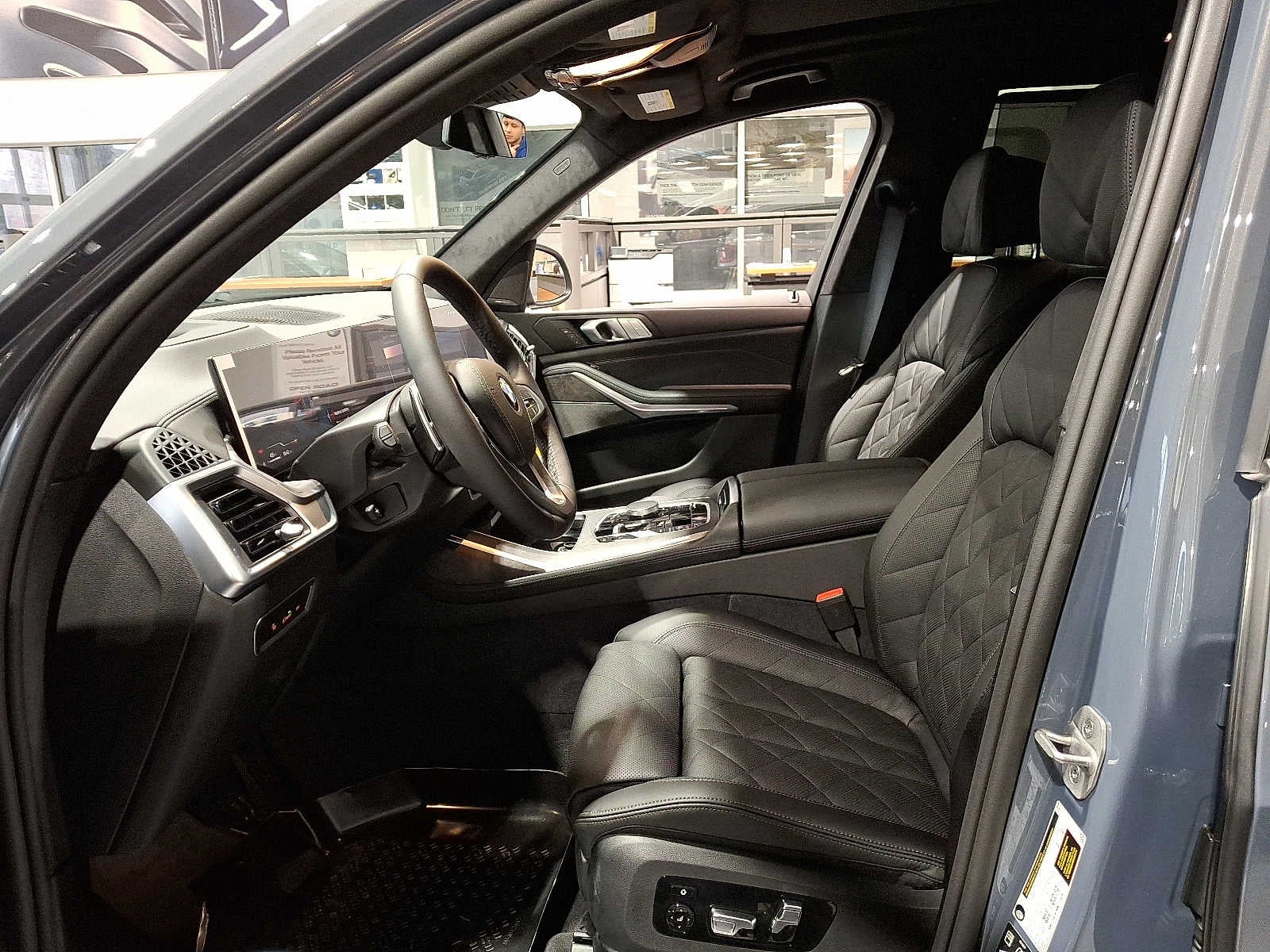 2026 BMW X7 xDrive40i Sports Activity Vehicle