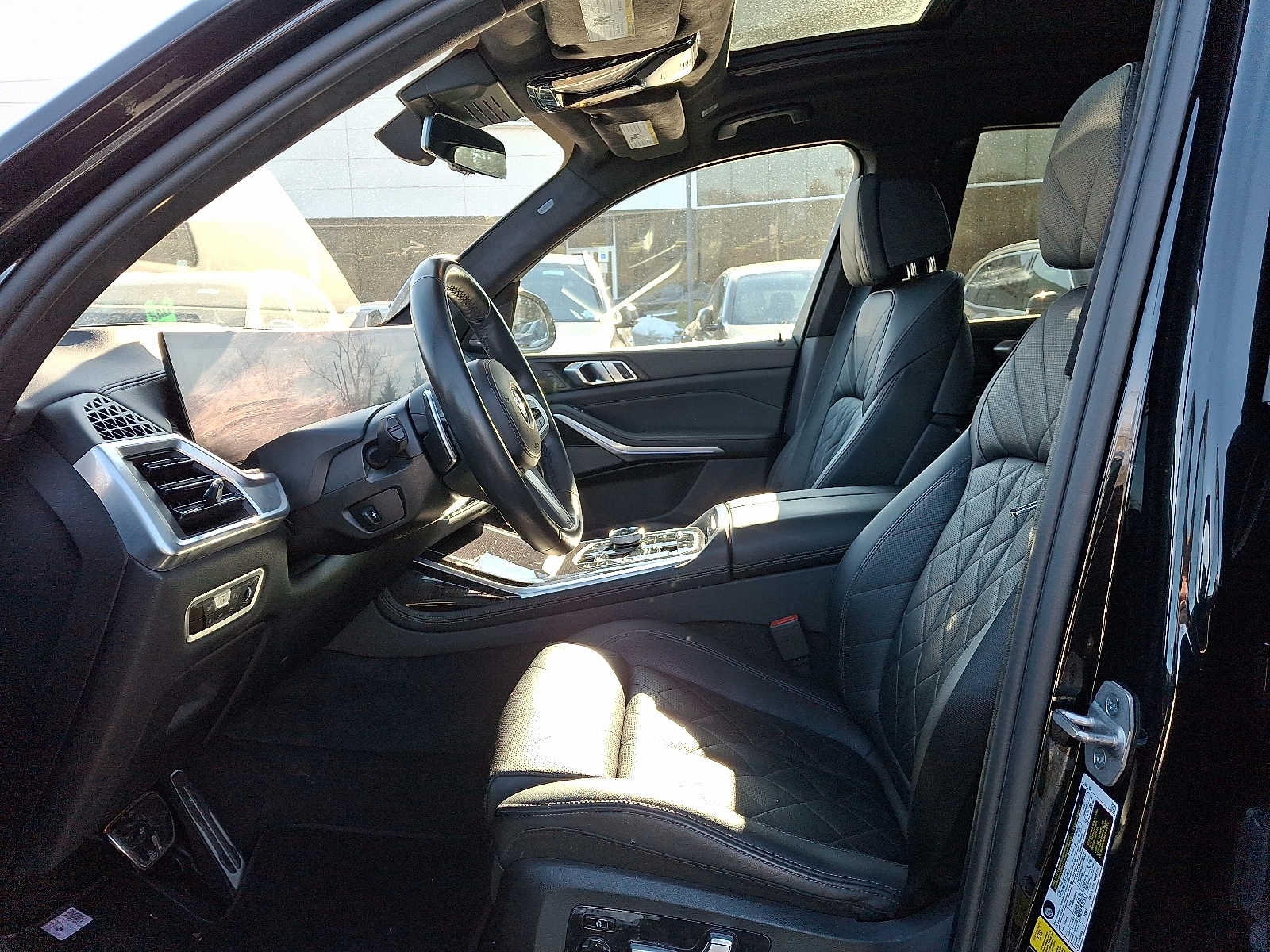 2023 BMW X7 xDrive40i Sports Activity Vehicle