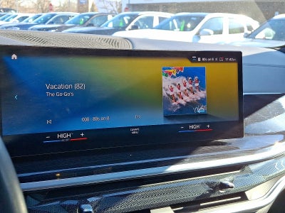 2023 BMW X7 xDrive40i Sports Activity Vehicle