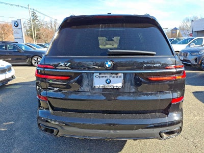 2023 BMW X7 xDrive40i Sports Activity Vehicle