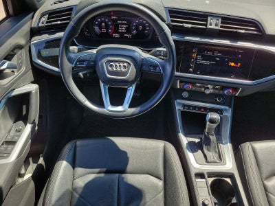 2019 Audi Q3 2.0 TFSI Premium quattro