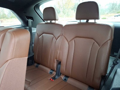 2019 Audi Q7 Premium Plus 45 TFSI quattro
