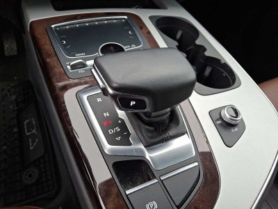 2019 Audi Q7 Premium Plus 45 TFSI quattro