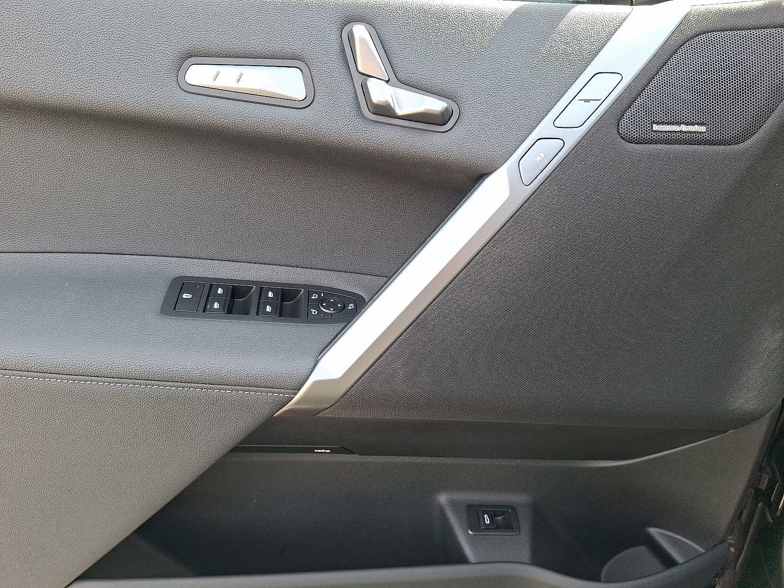 2025 BMW iX xDrive50 Sports Activity Vehicle