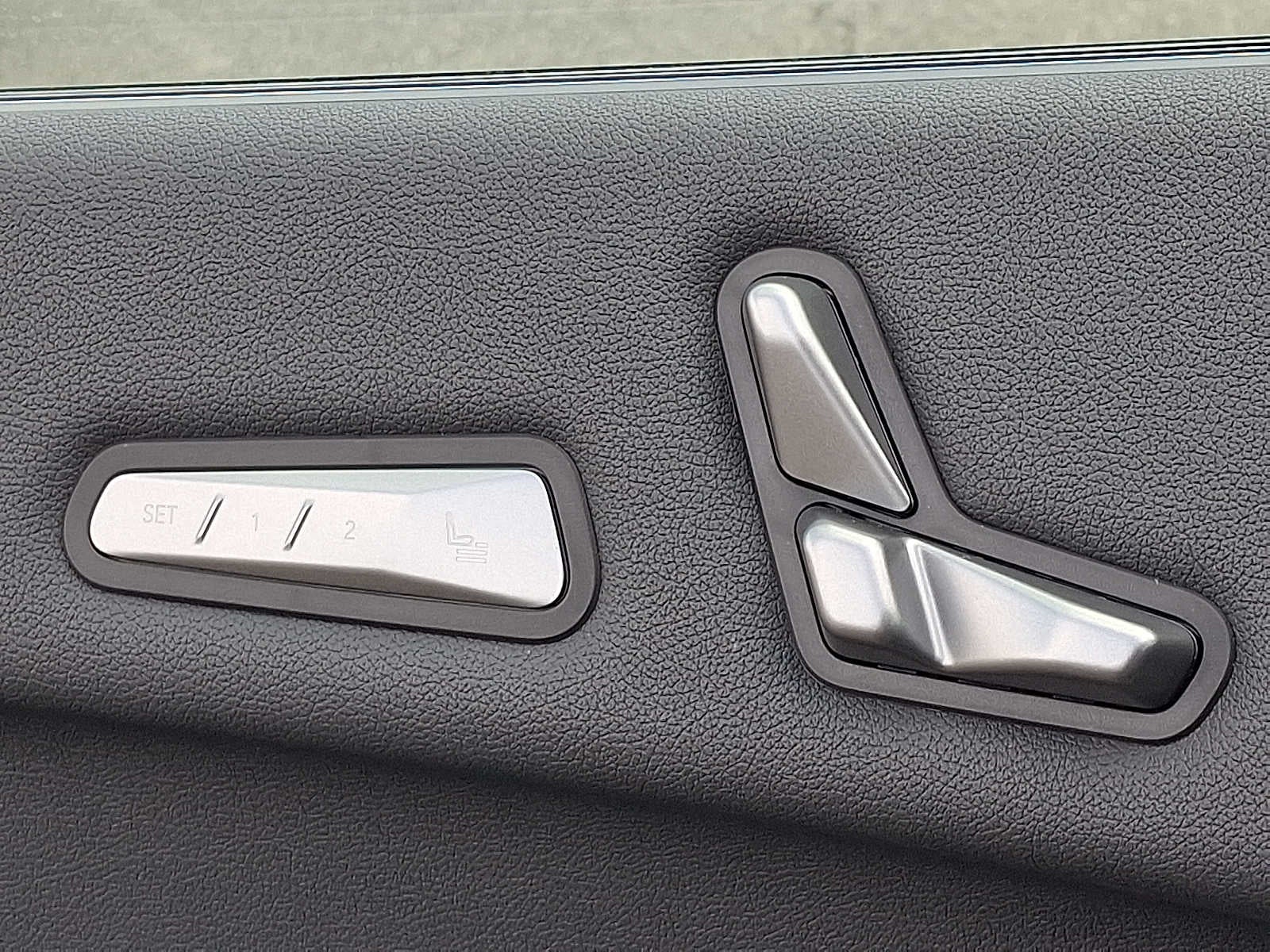 2025 BMW iX xDrive50 Sports Activity Vehicle