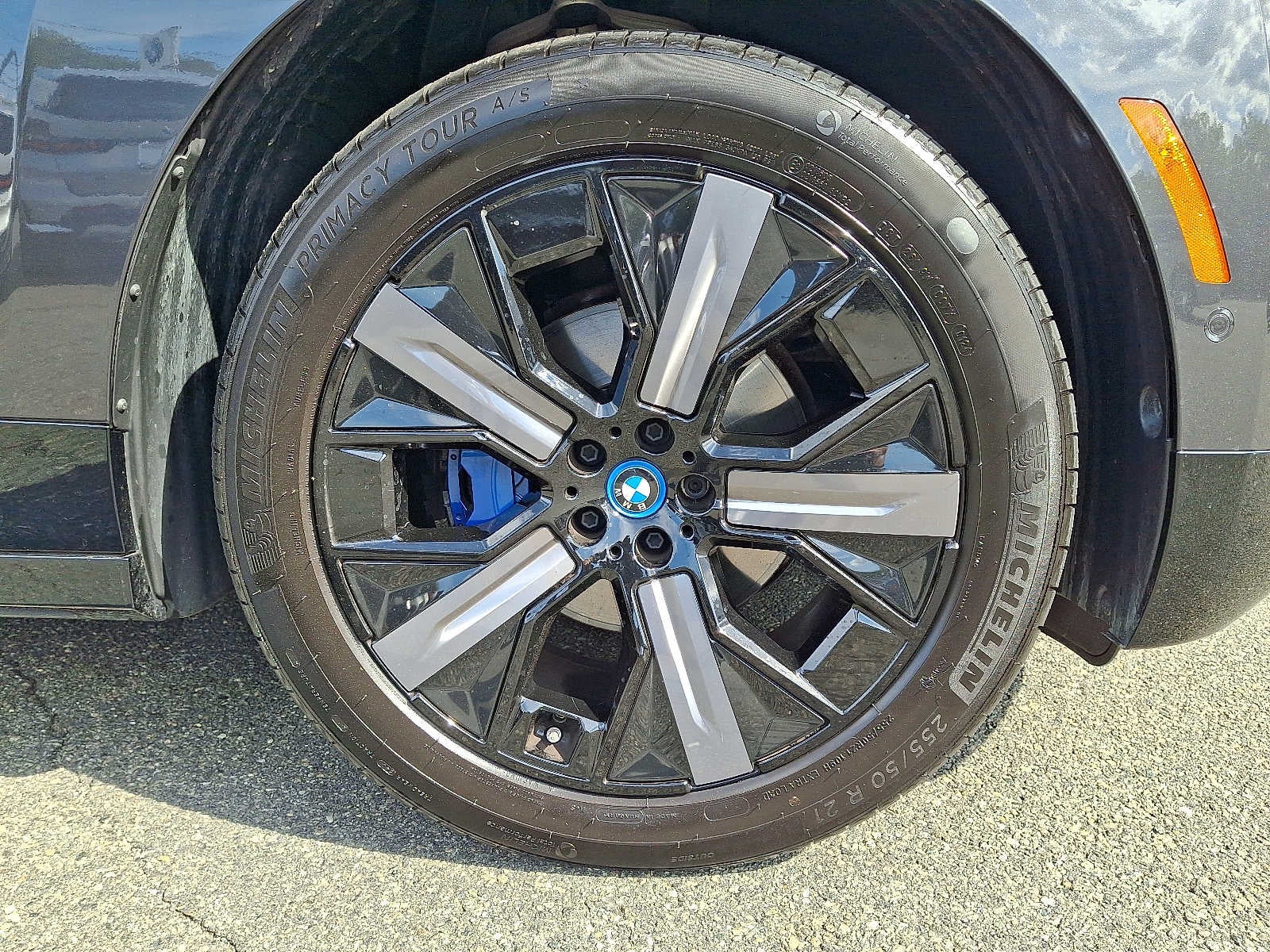 2025 BMW iX xDrive50 Sports Activity Vehicle