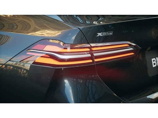 2026 BMW 5 Series 530i xDrive Sedan