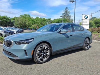 2025 BMW 5 Series 530i xDrive Sedan