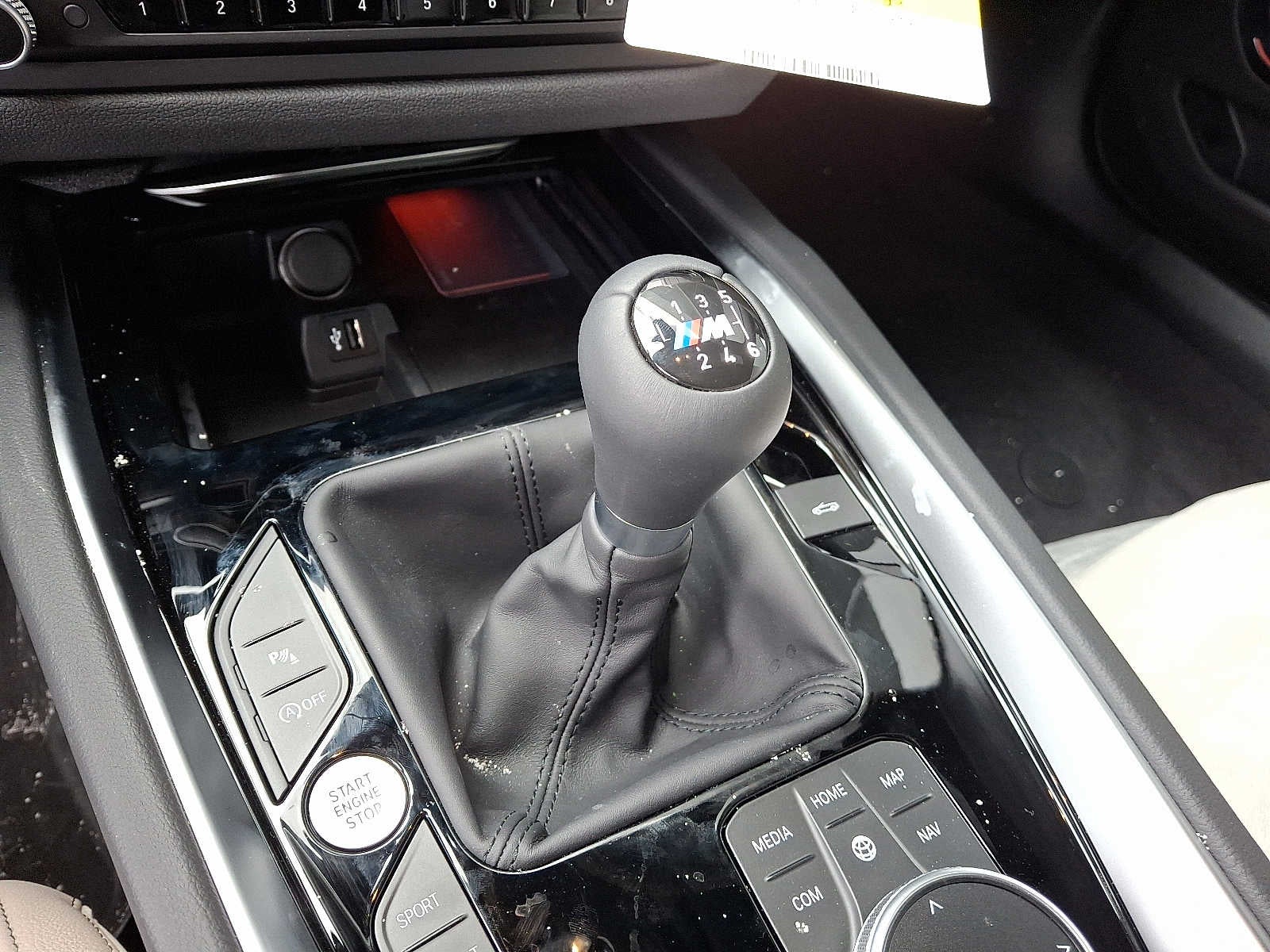 2026 BMW Z4 M40i Roadster