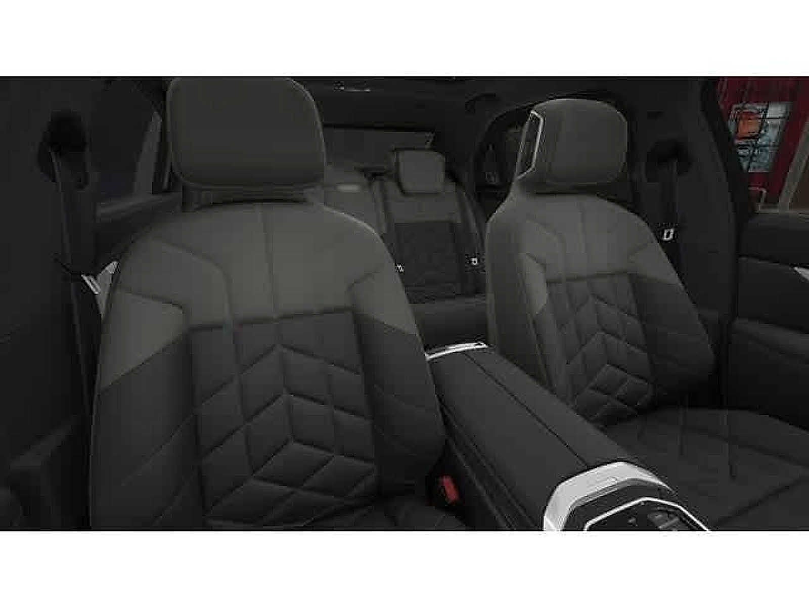 2025 BMW i7 xDrive60 Sedan