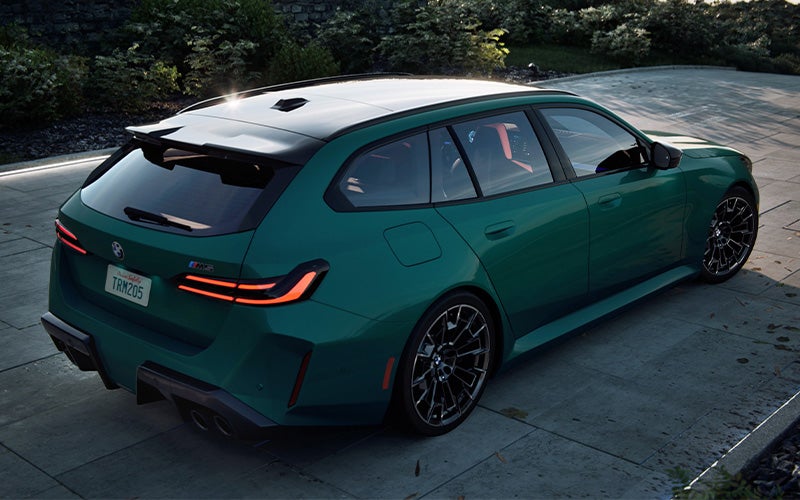 The sky lounge panoramic roof of the M5 Touring. | BMW of Roxbury in Kenvil NJ