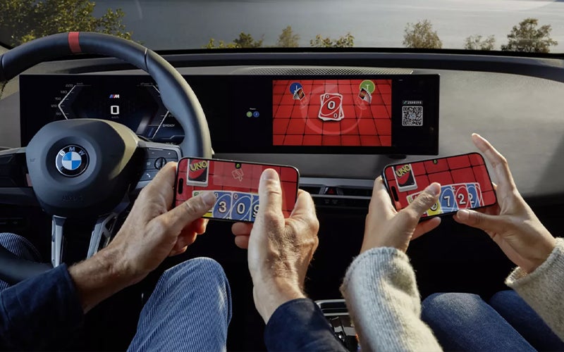 The BMW Curved Display AirConsole. | BMW of Roxbury in Kenvil NJ